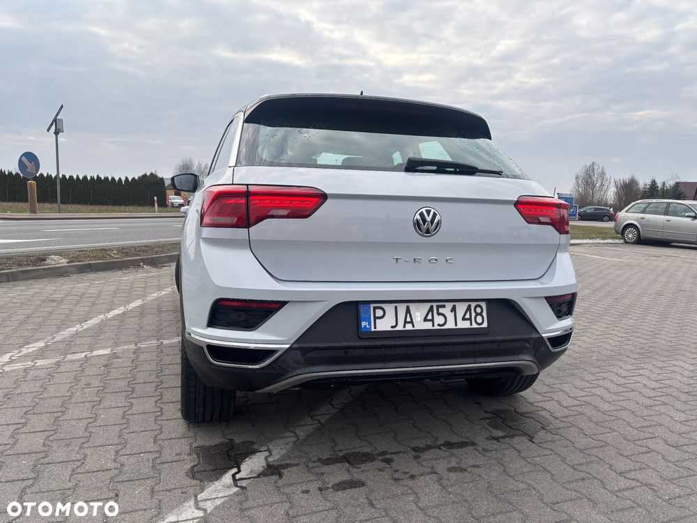 Volkswagen T-Roc - 7