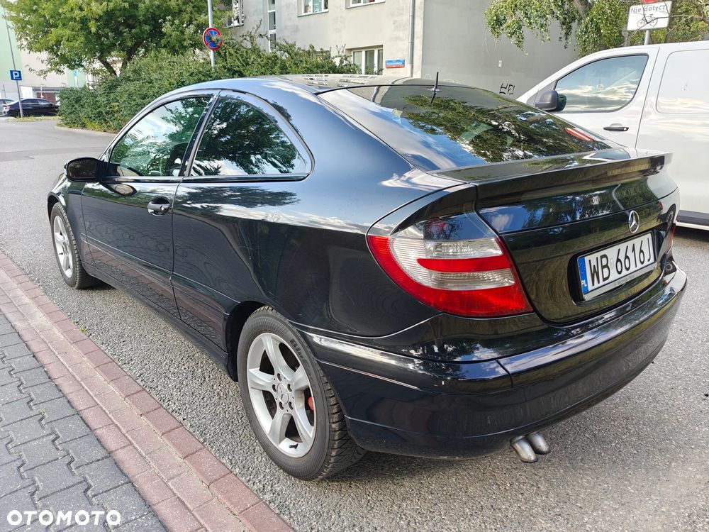 Mercedes-Benz Klasa C 200 CDI Automatik DPF Sport Edition - 8