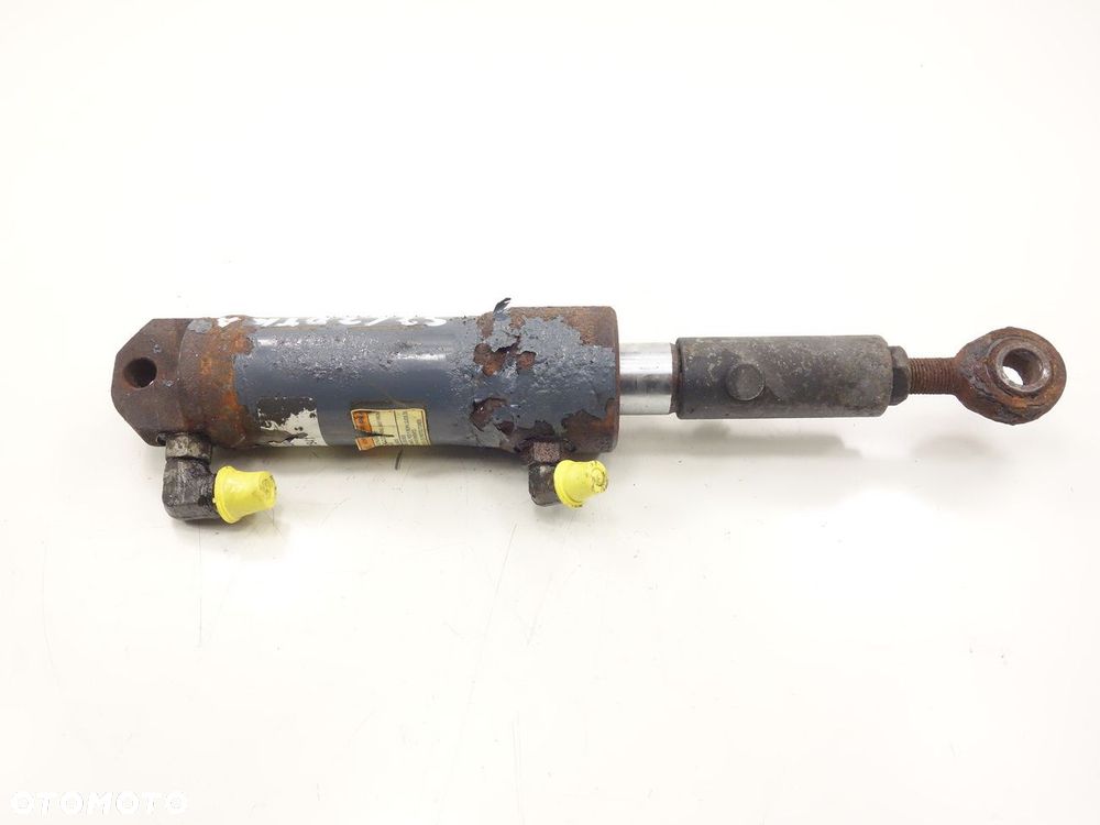 Zamiatarka Tennant M20 Siłownik Hydrauliczny 1038115 - 2