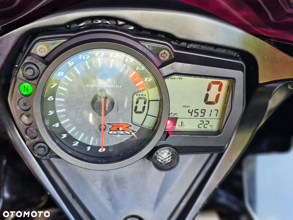 Suzuki GSX-R - 19