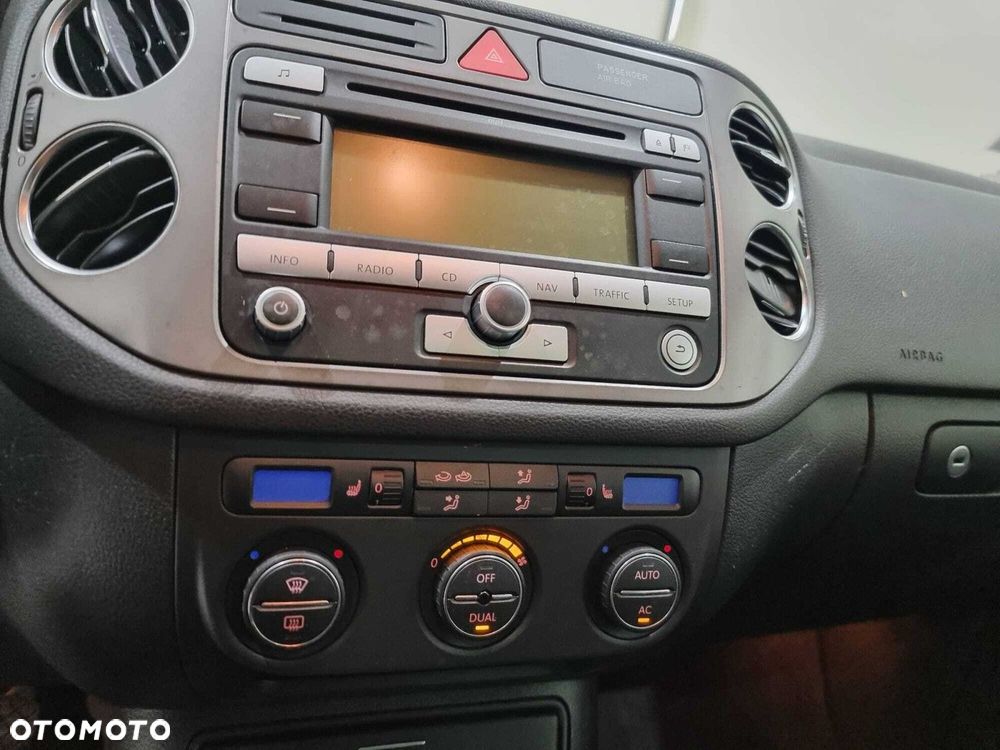 Volkswagen Tiguan - 26