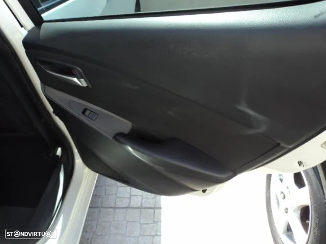 Mazda 2 1.5 Sky.Excellence Navi - 18
