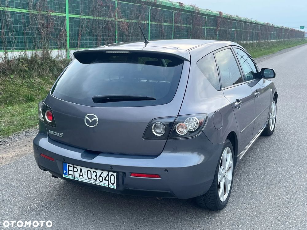 Mazda 3 - 4
