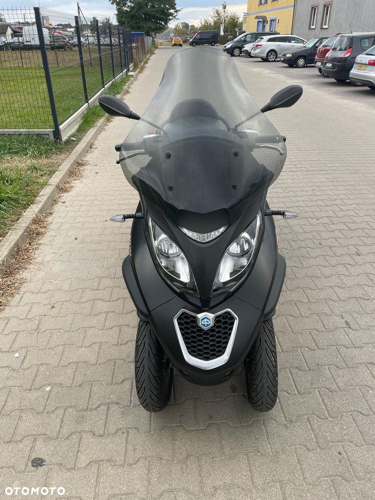 Piaggio MP-3 - 7