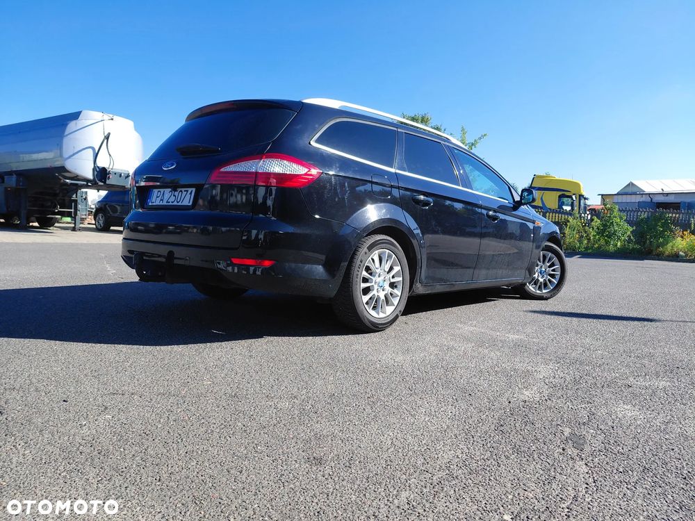 Ford Mondeo 2.0 TDCi Ambiente - 3