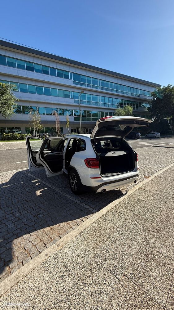 BMW X3 18 d sDrive Auto - 8