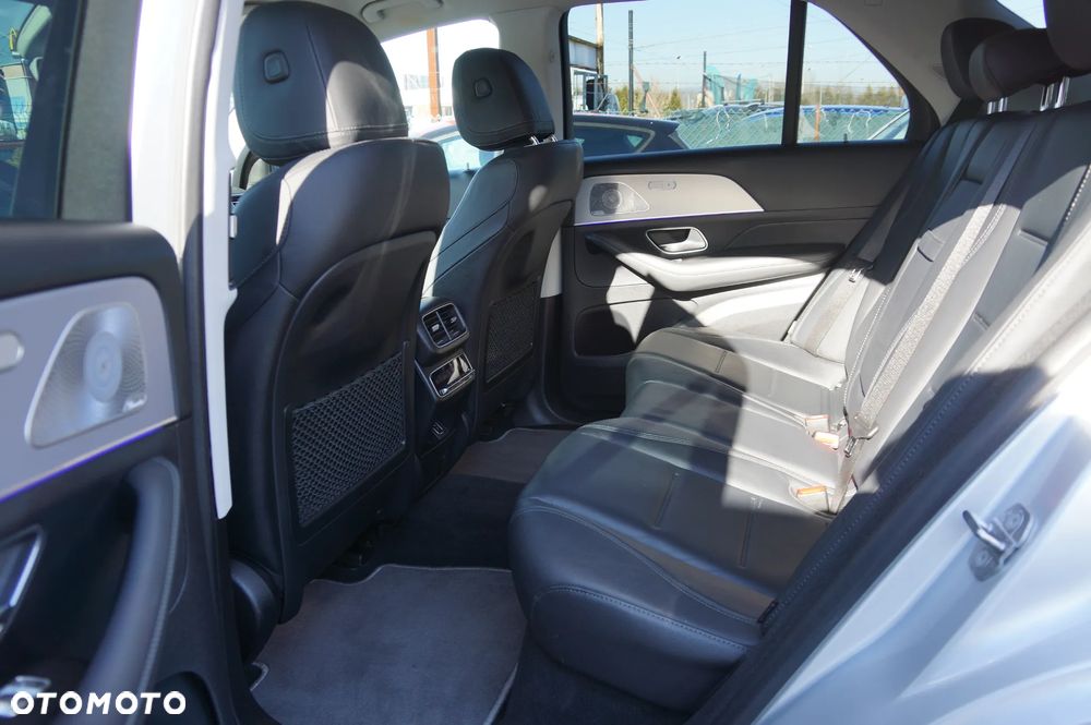 Mercedes-Benz GLE 350 d 4Matic 9G-TRONIC AMG Line - 31