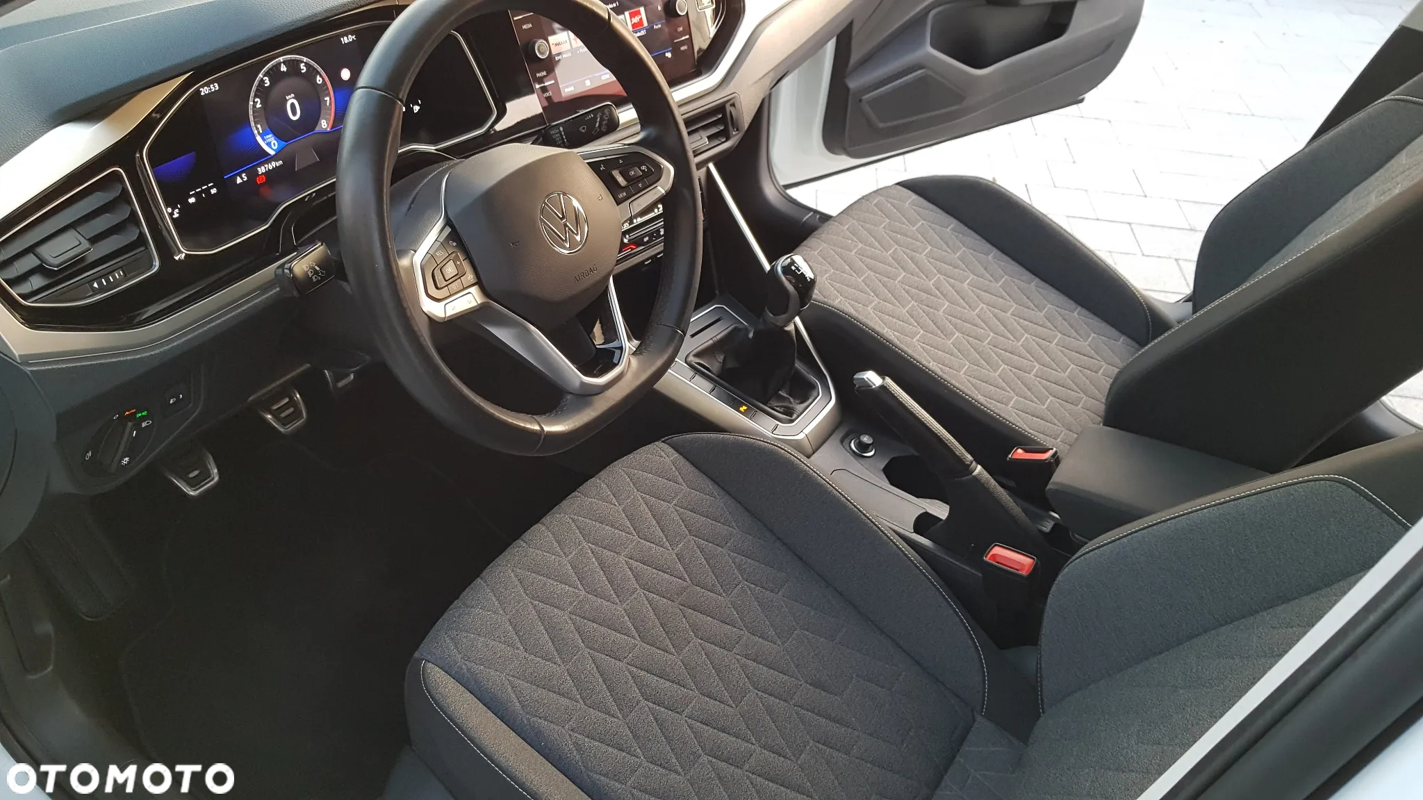 Volkswagen Polo 1.0 MPI Special Edition - 18