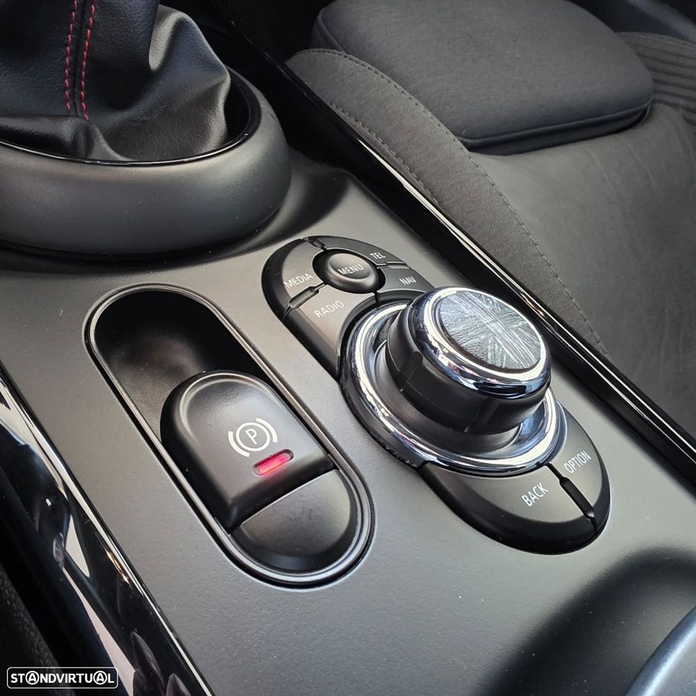 MINI Clubman One D - 27