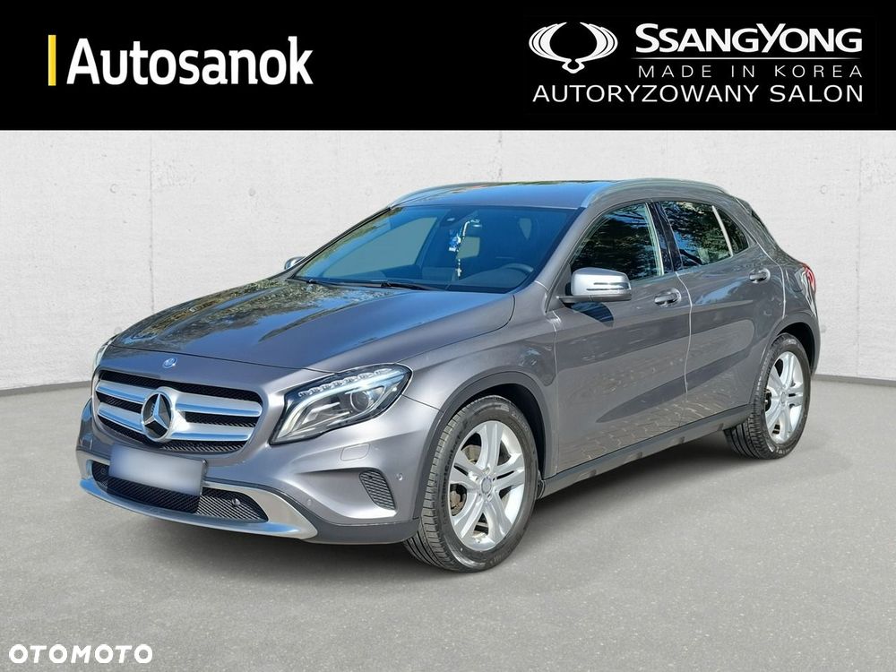 Mercedes-Benz GLA 180 7G-DCT - 1