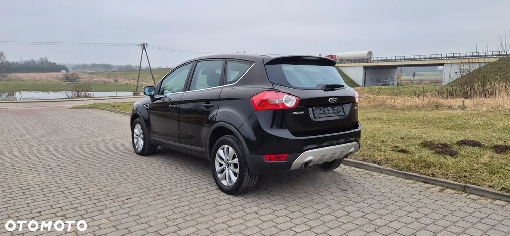 Ford Kuga 2.0 TDCi 4x4 Titanium - 8