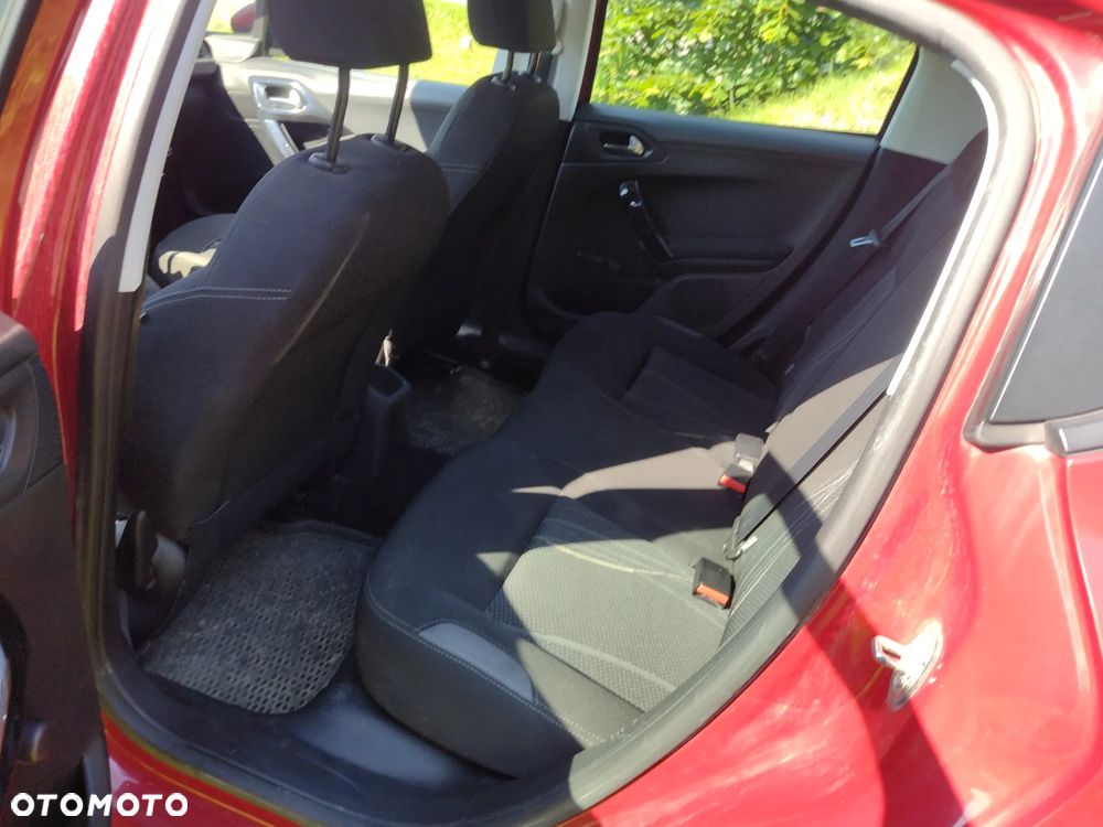 Peugeot 208 1.4 HDi Active - 12