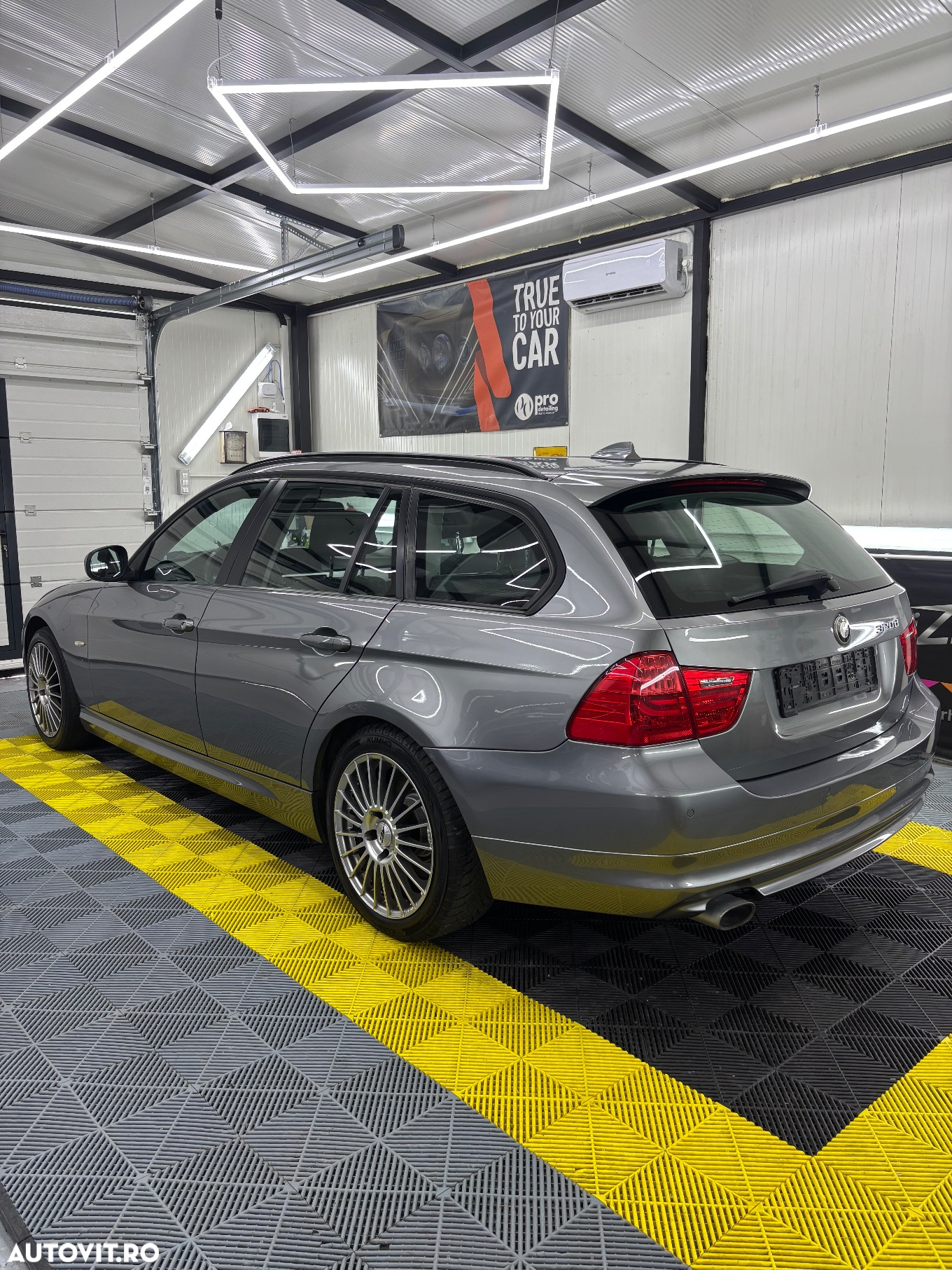 BMW Seria 3 320d DPF Touring - 3