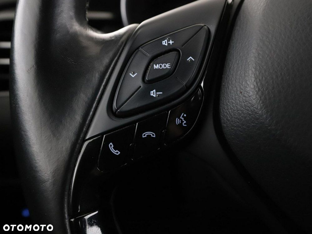 Toyota C-HR Flow - 30