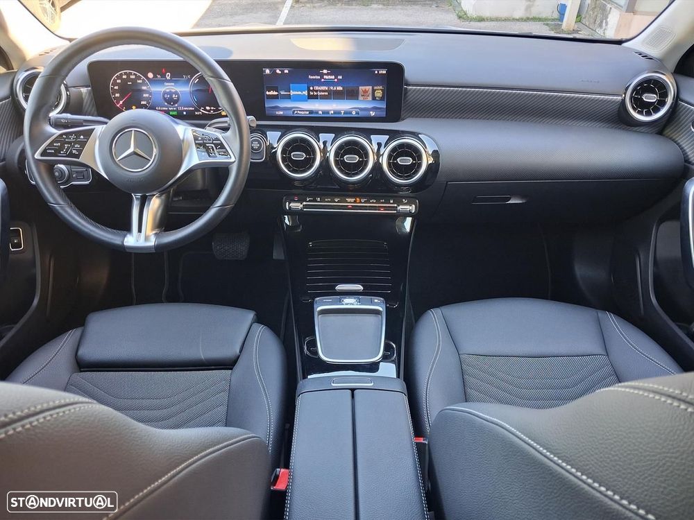 Mercedes-Benz A 250 Limousine - 18