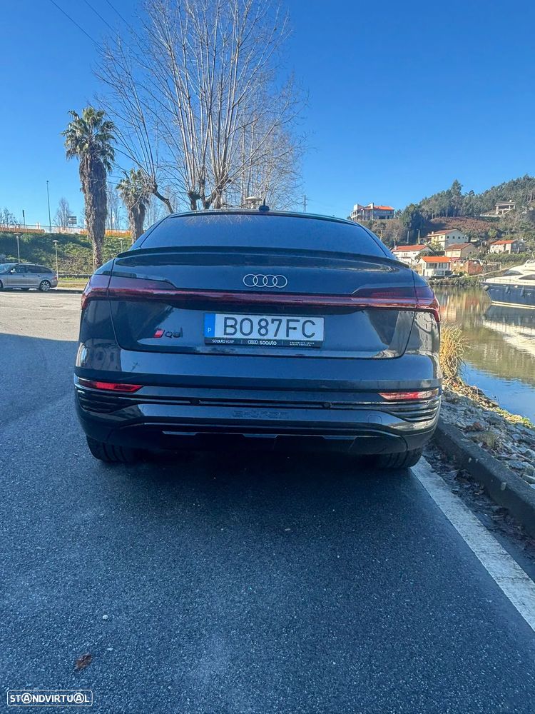 Audi Q8 e-Tron Sportback 55 quattro Advanced - 26