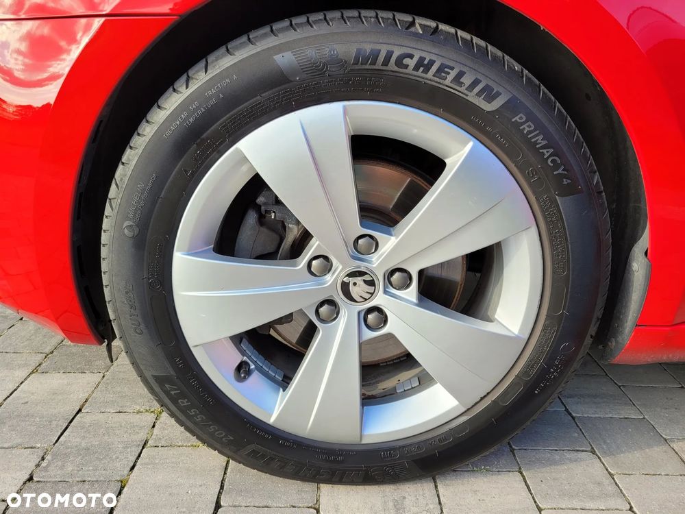 Skoda Octavia 2.0 TDI SCR 4x4 Style DSG - 18