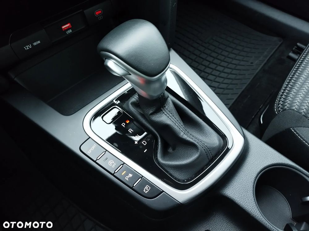 Kia XCeed 1.5 T-GDI M DCT - 12