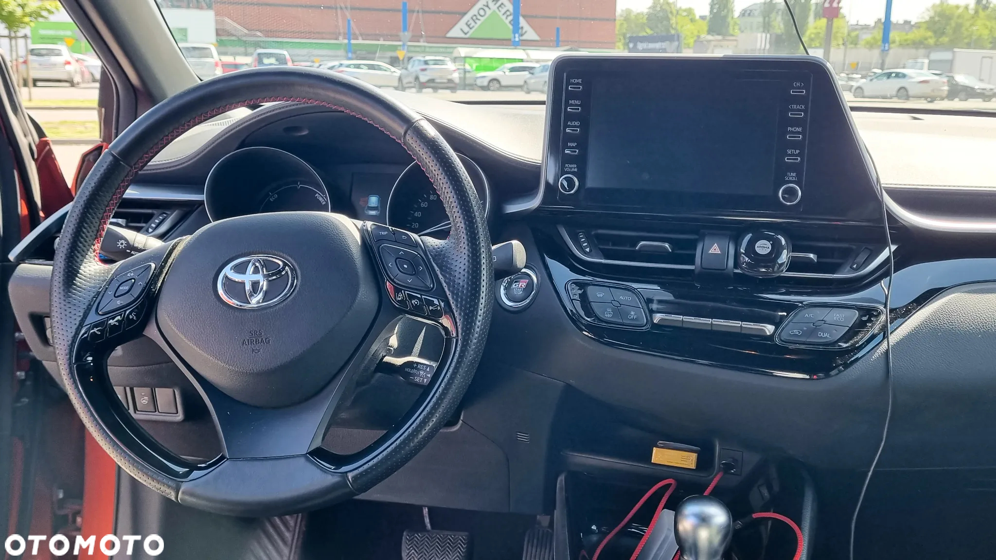 Toyota C-HR - 12