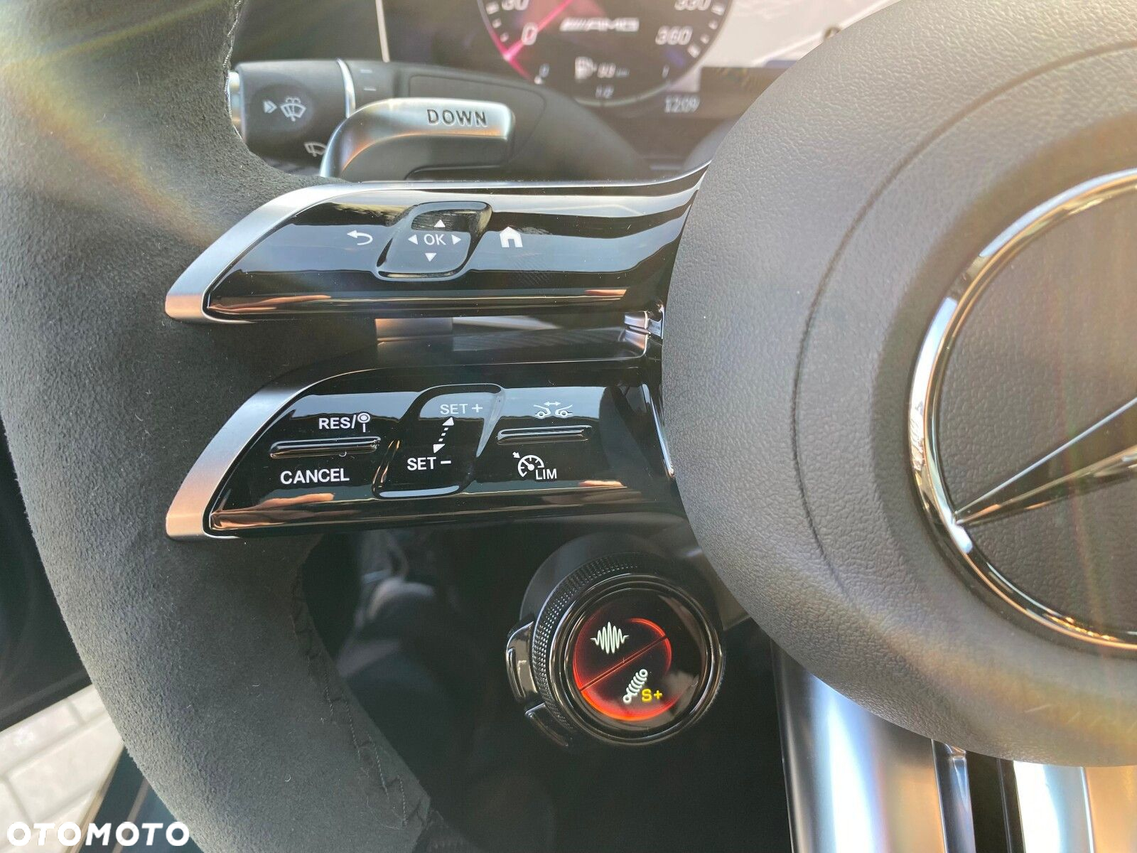 Mercedes-Benz AMG GT - 19