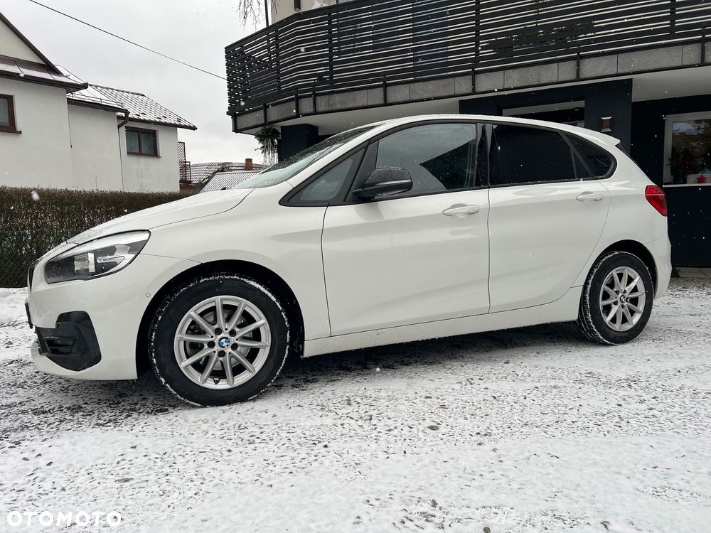 BMW Seria 2 216d Sport Line - 7