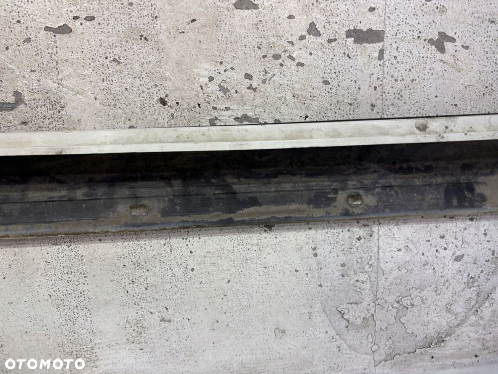 LISTWA PROGOWA PRAWA MERCEDES CLA W117 AMG - 8