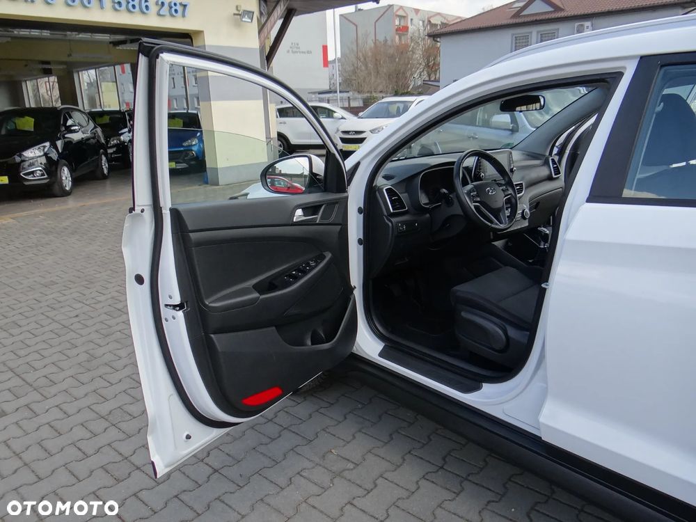 Hyundai Tucson blue 1.6 GDi 2WD Passion - 21