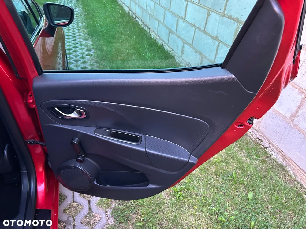 Renault Clio 1.2 16V 75 Life - 18