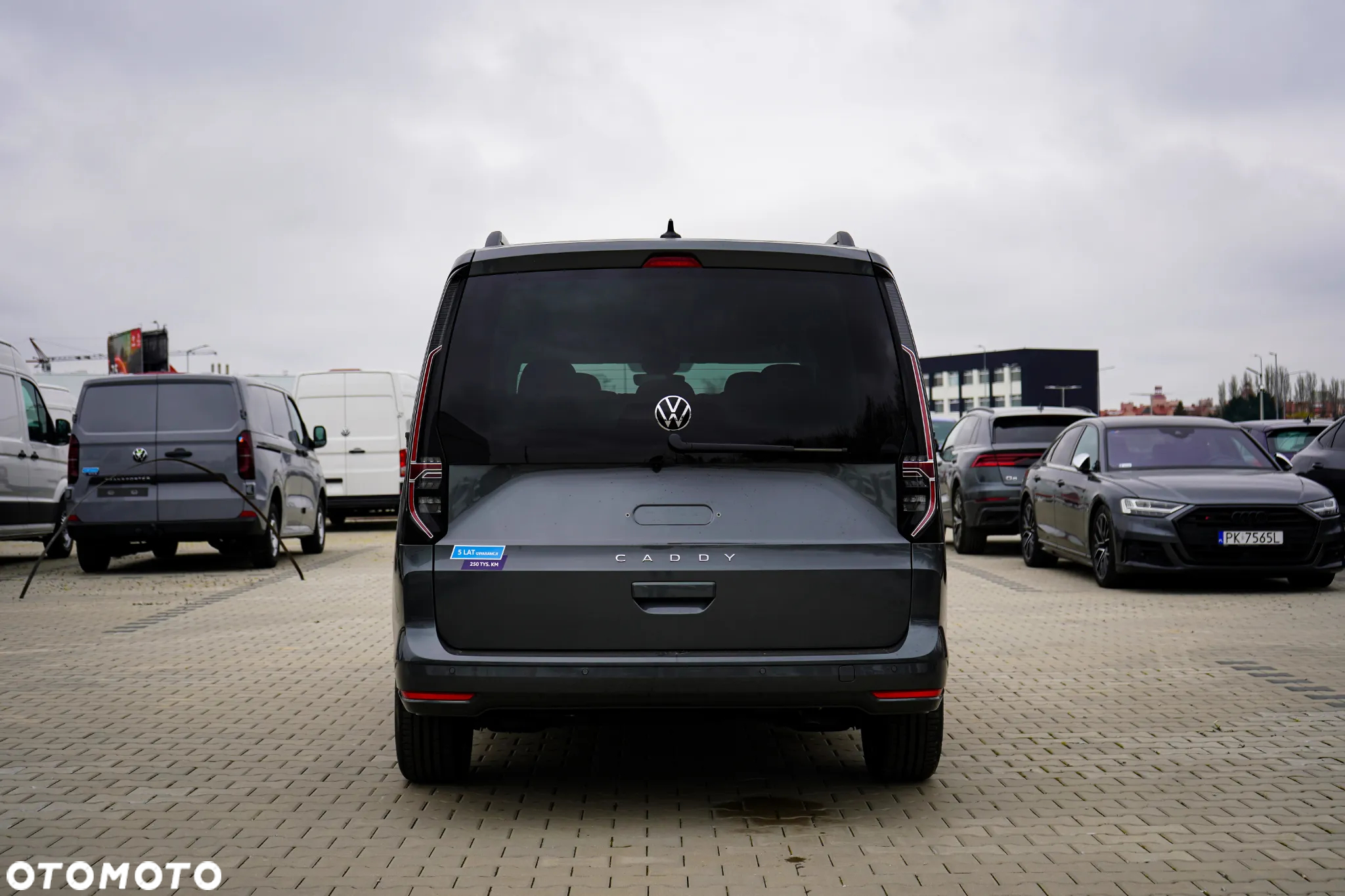 Volkswagen Caddy Maxi 2.0 TDI Life DSG - 13