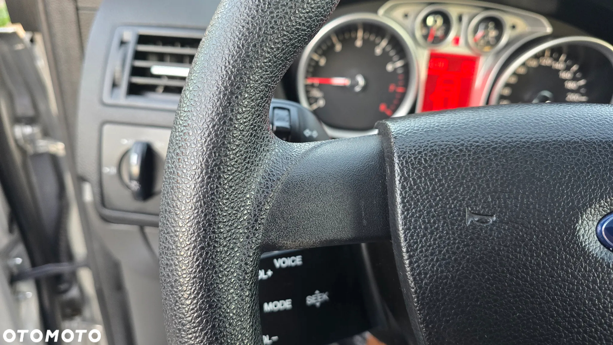 Ford C-MAX 1.8 Trend - 28