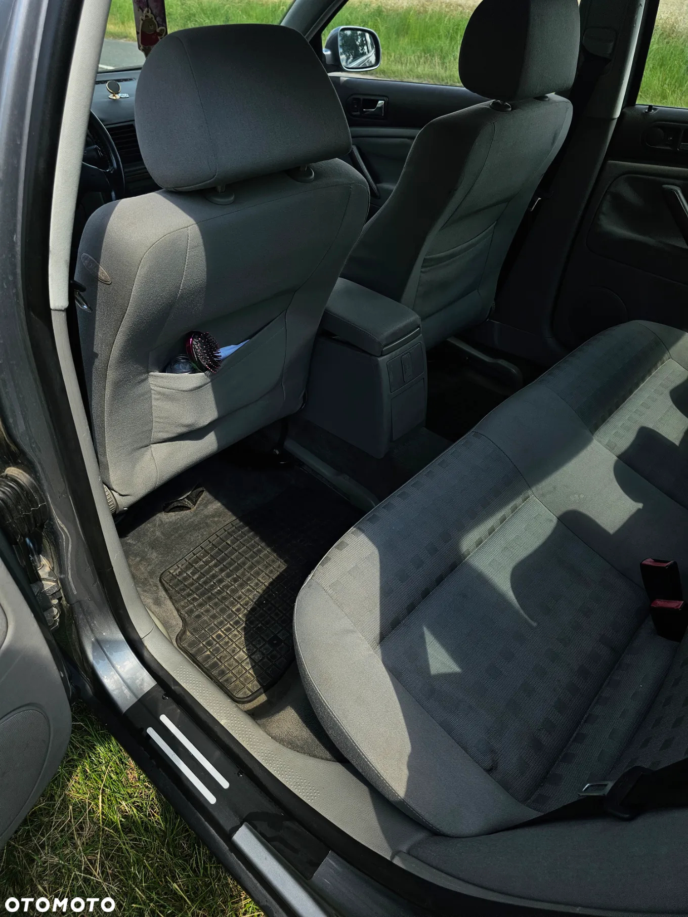 Volkswagen Passat - 16