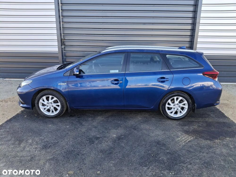Toyota Auris Hybrid 135 Premium - 3