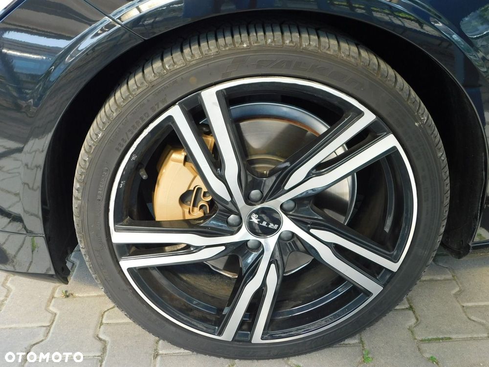 Volvo S90 - 31