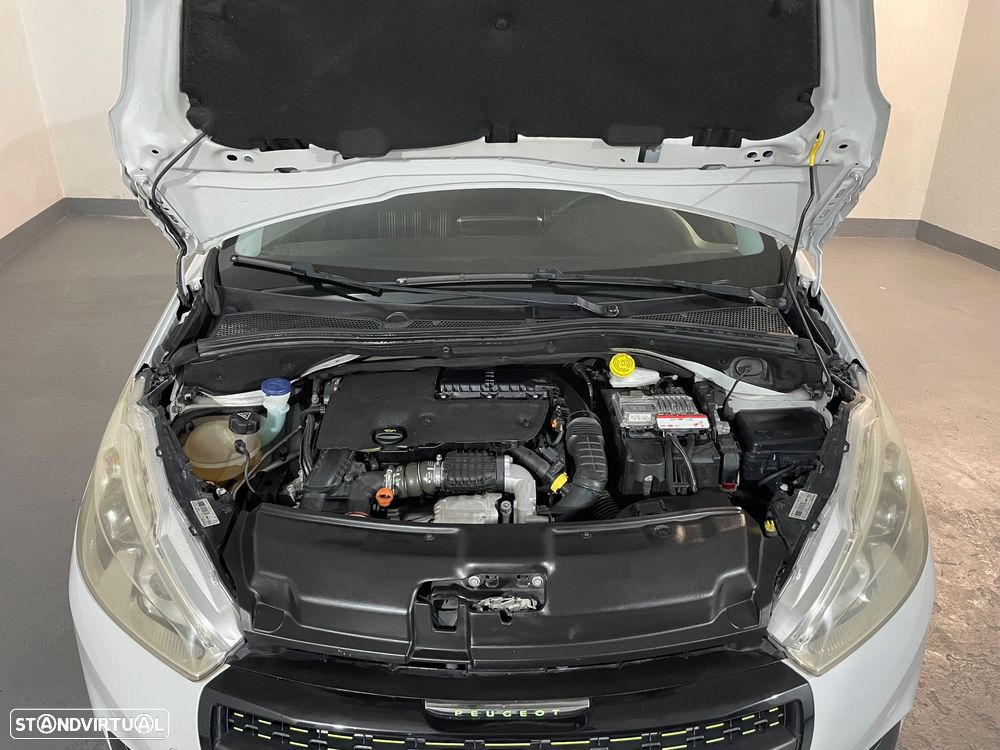 Peugeot 208 1.6 BlueHDi Allure - 11