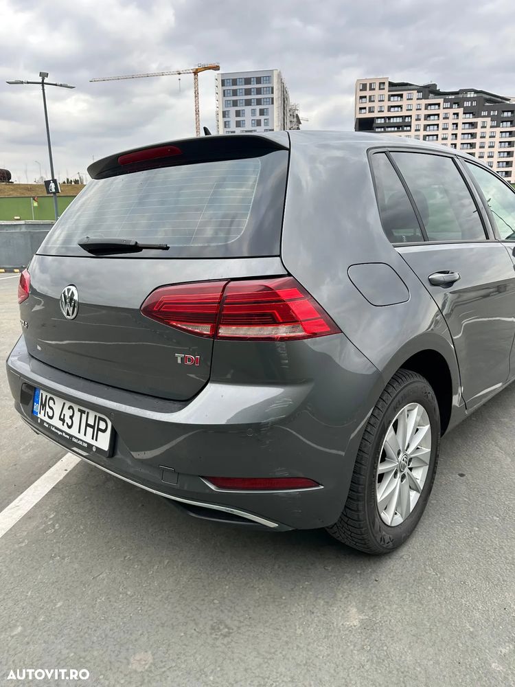 Volkswagen Golf 1.6 TDI DSG Comfortline - 5