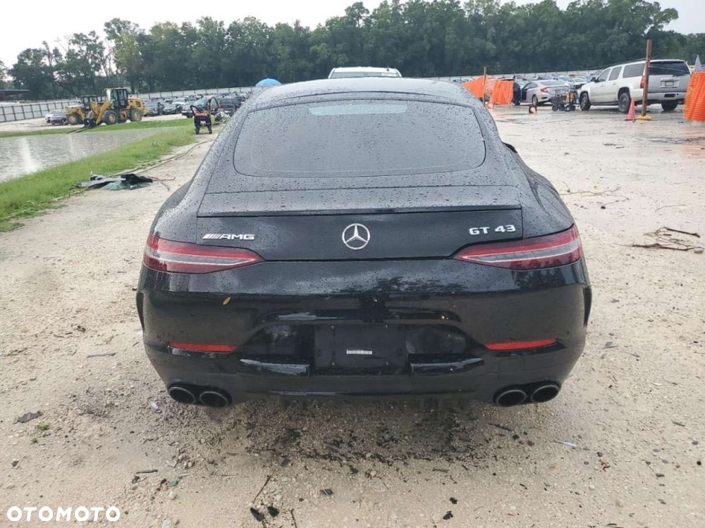 Mercedes-Benz AMG GT - 7