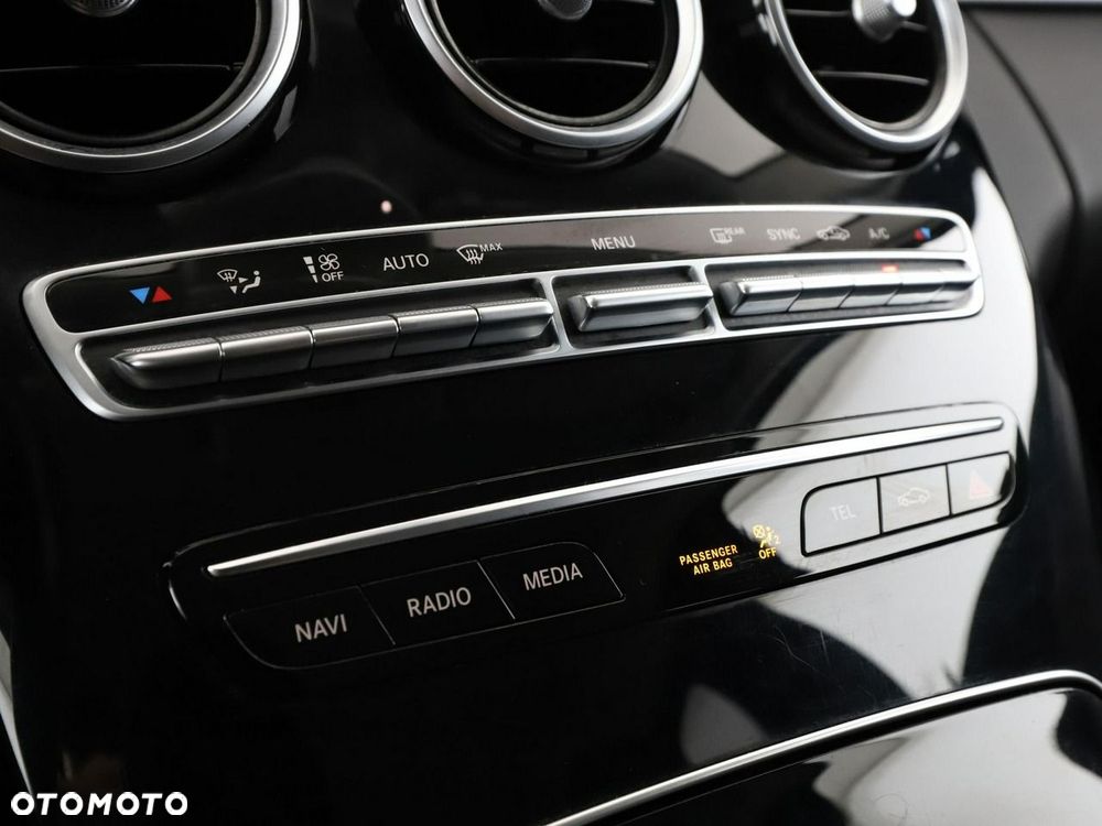 Mercedes-Benz Klasa C 200 9G-TRONIC Avantgarde - 29