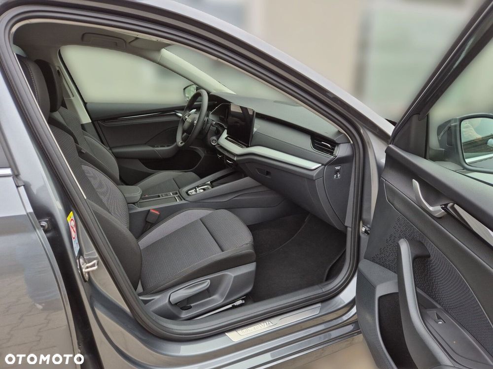 Skoda Octavia 2.0 TSI Drive Selection 4x4 DSG - 17