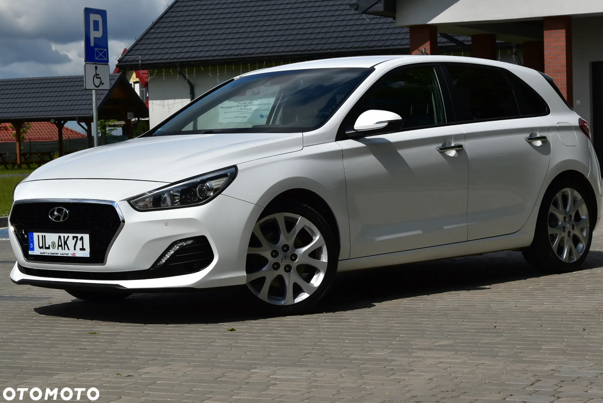 Hyundai i30 1.6 CRDI Select - 3