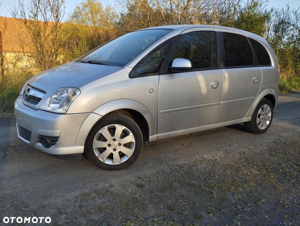 Opel Meriva - 8