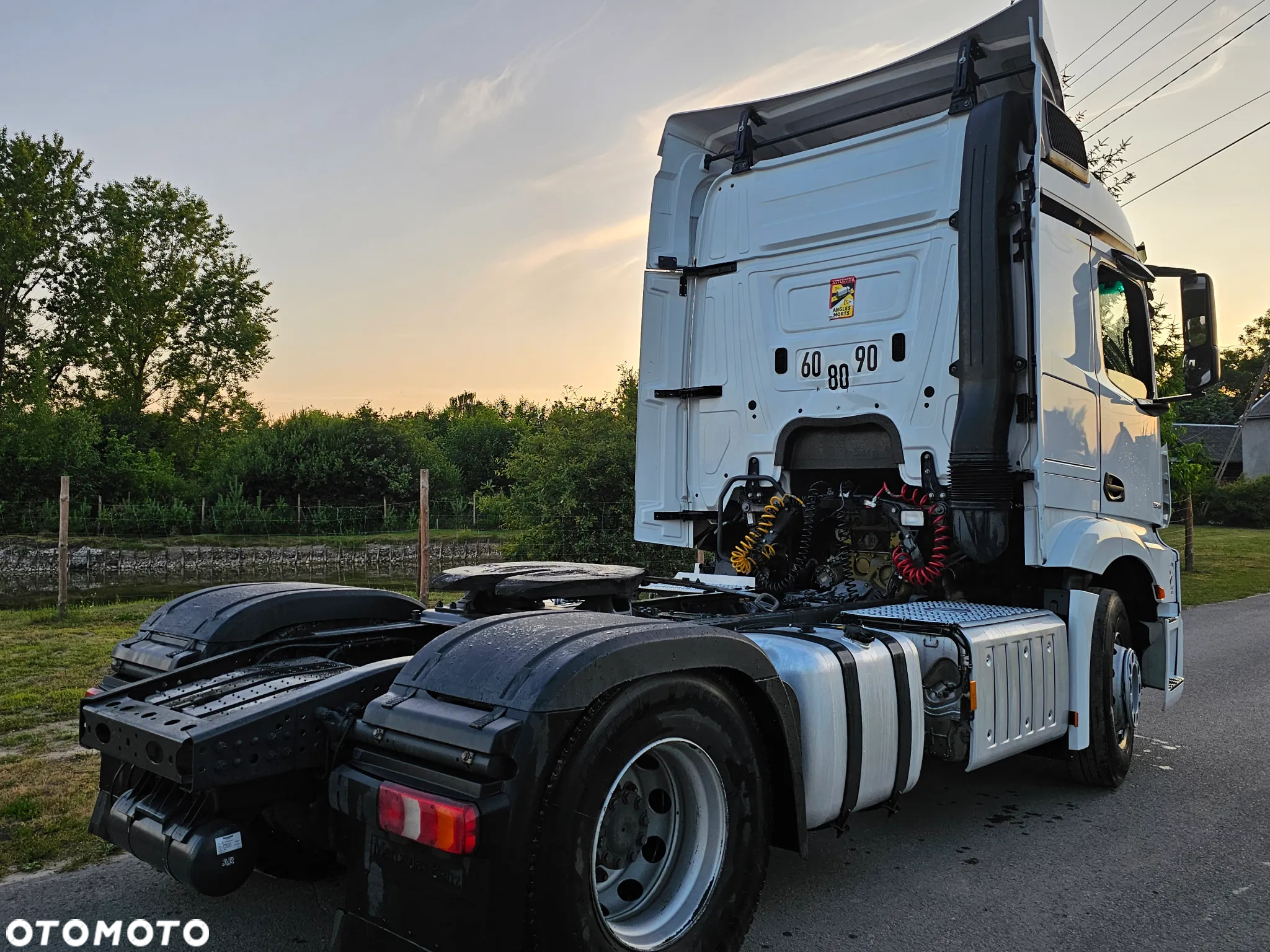 Mercedes-Benz Actros - 3