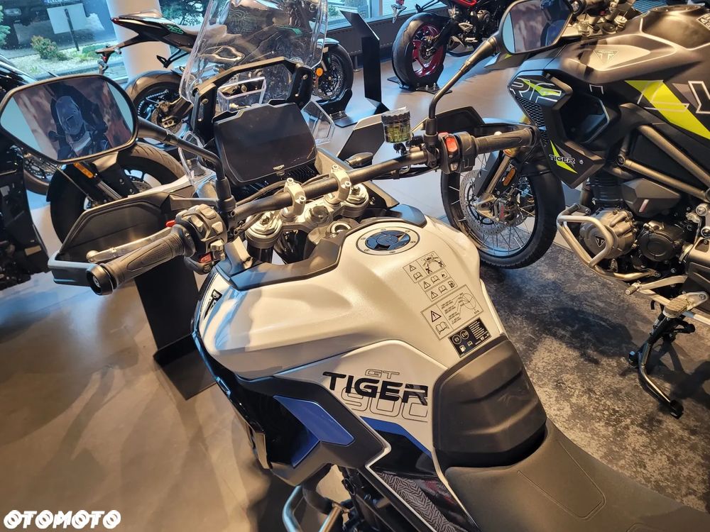 Triumph Tiger - 4