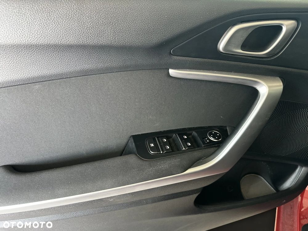 Kia Ceed 1.5 T-GDI M DCT - 11