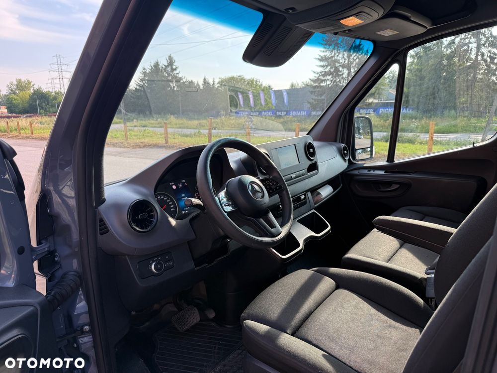 Mercedes-Benz Sprinter 319 L2h2 Brygadowka 6 osób 3.0 190 km Automat - 23