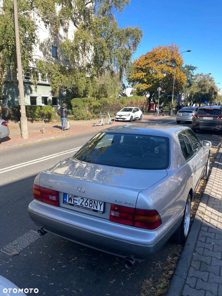 Lexus LS Standard - 13