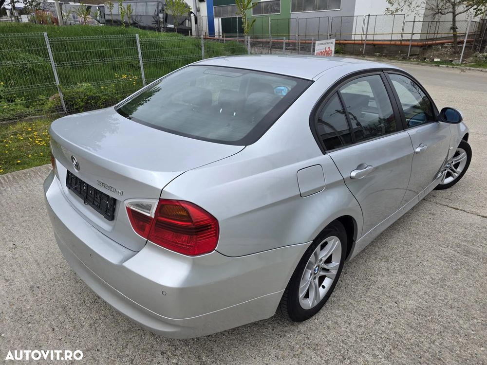 BMW Seria 3 320d DPF Aut. - 6