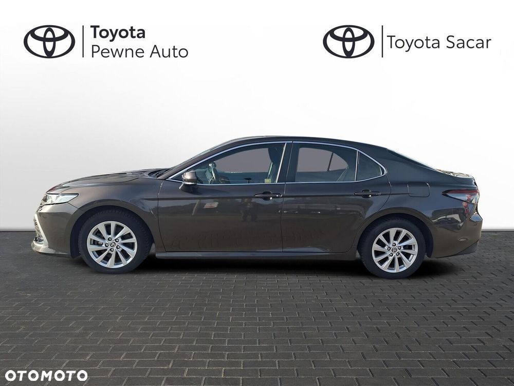 Toyota Camry 2.5 Hybrid Comfort CVT - 2