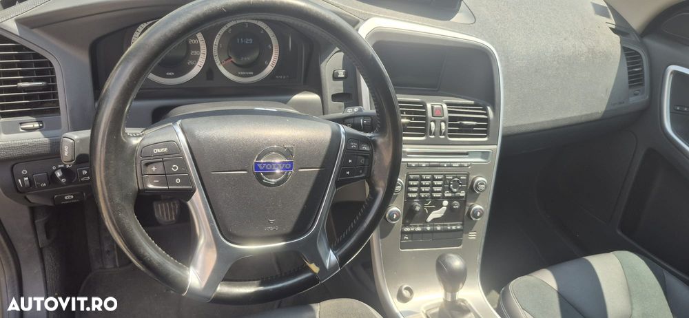 Volvo XC 60 - 10