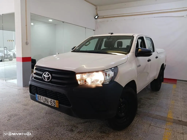 Toyota Hilux 2.4 D-4D 2WD CD CM