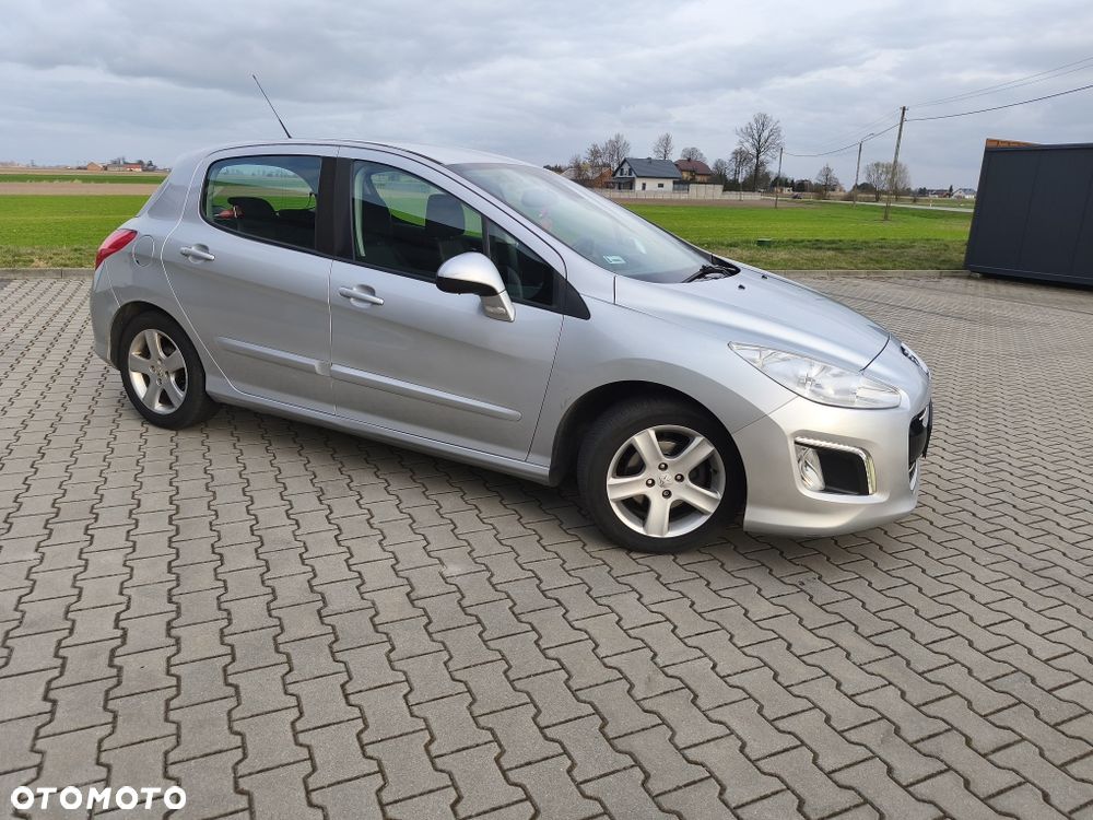 Peugeot 308 - 2